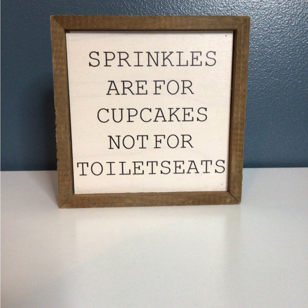 Wooden Bathroom Sign (0198)